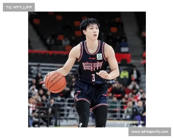 胡明轩连续五场得分上双，状态回暖显价值